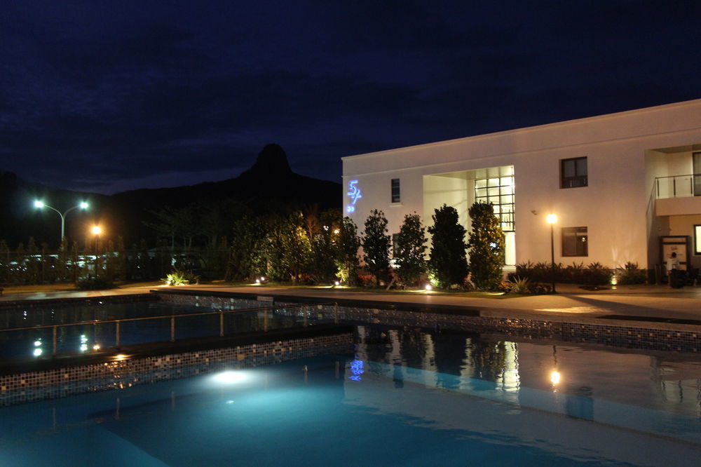 Dozen Park Kenting 墾丁12潛水訓練中心 Bed & Breakfast Exterior photo